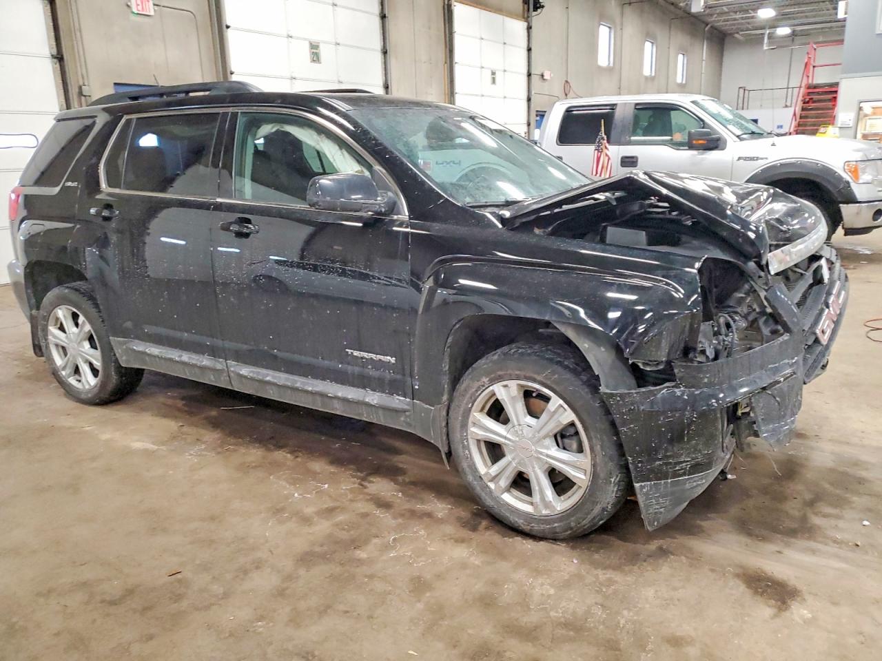 2017 GMC TERRAIN SLE photo 4