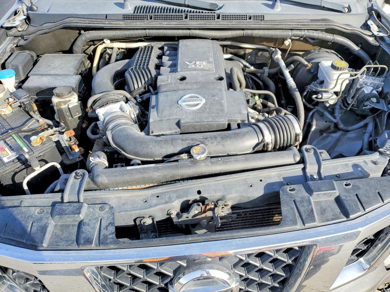 2017 NISSAN FRONTIER S photo 11