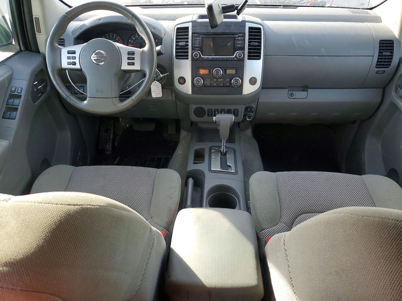 2017 NISSAN FRONTIER S photo 8