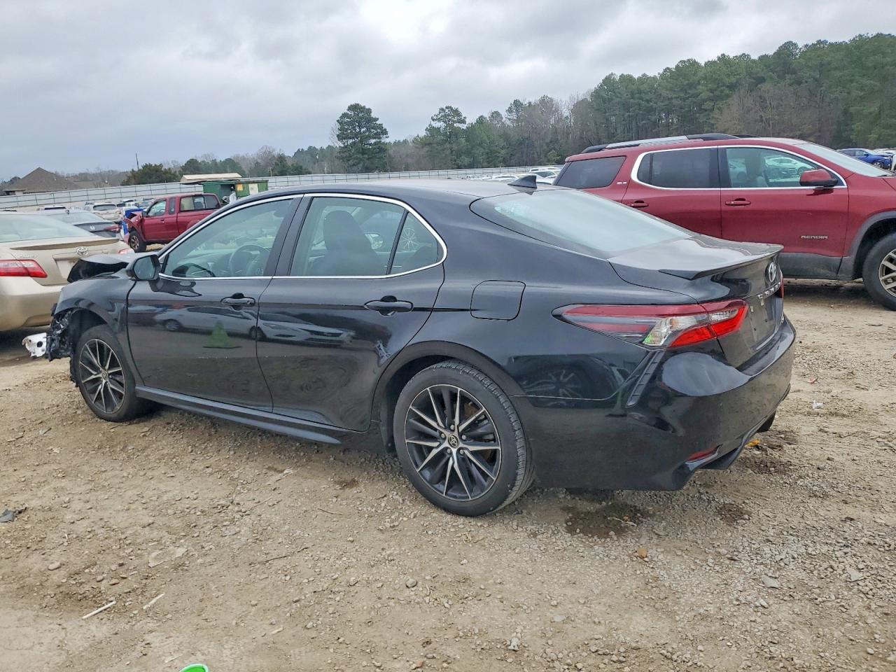 2023 TOYOTA CAMRY SE NIGHT SHADE photo 2