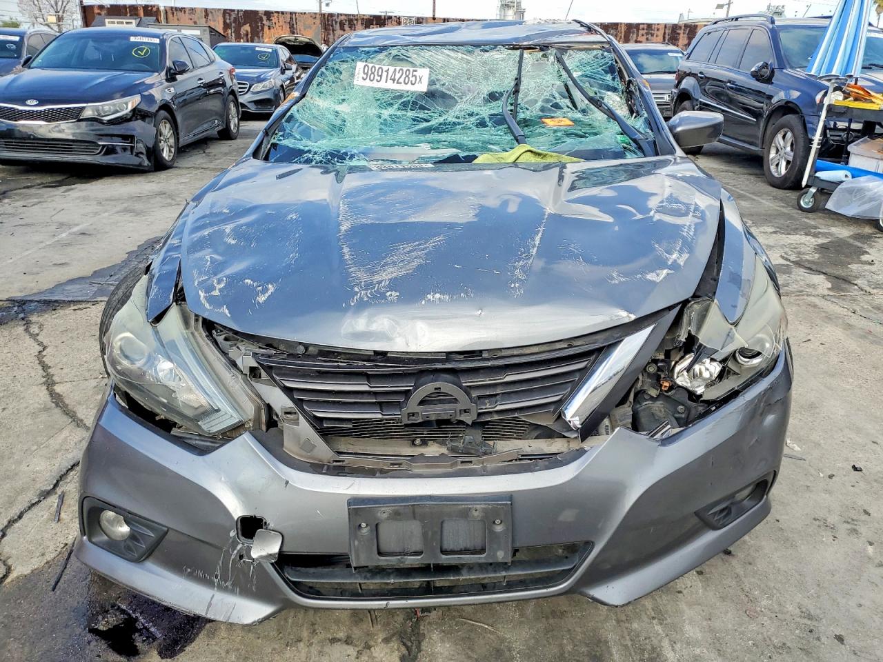 2017 NISSAN ALTIMA 2.5 SR photo 5