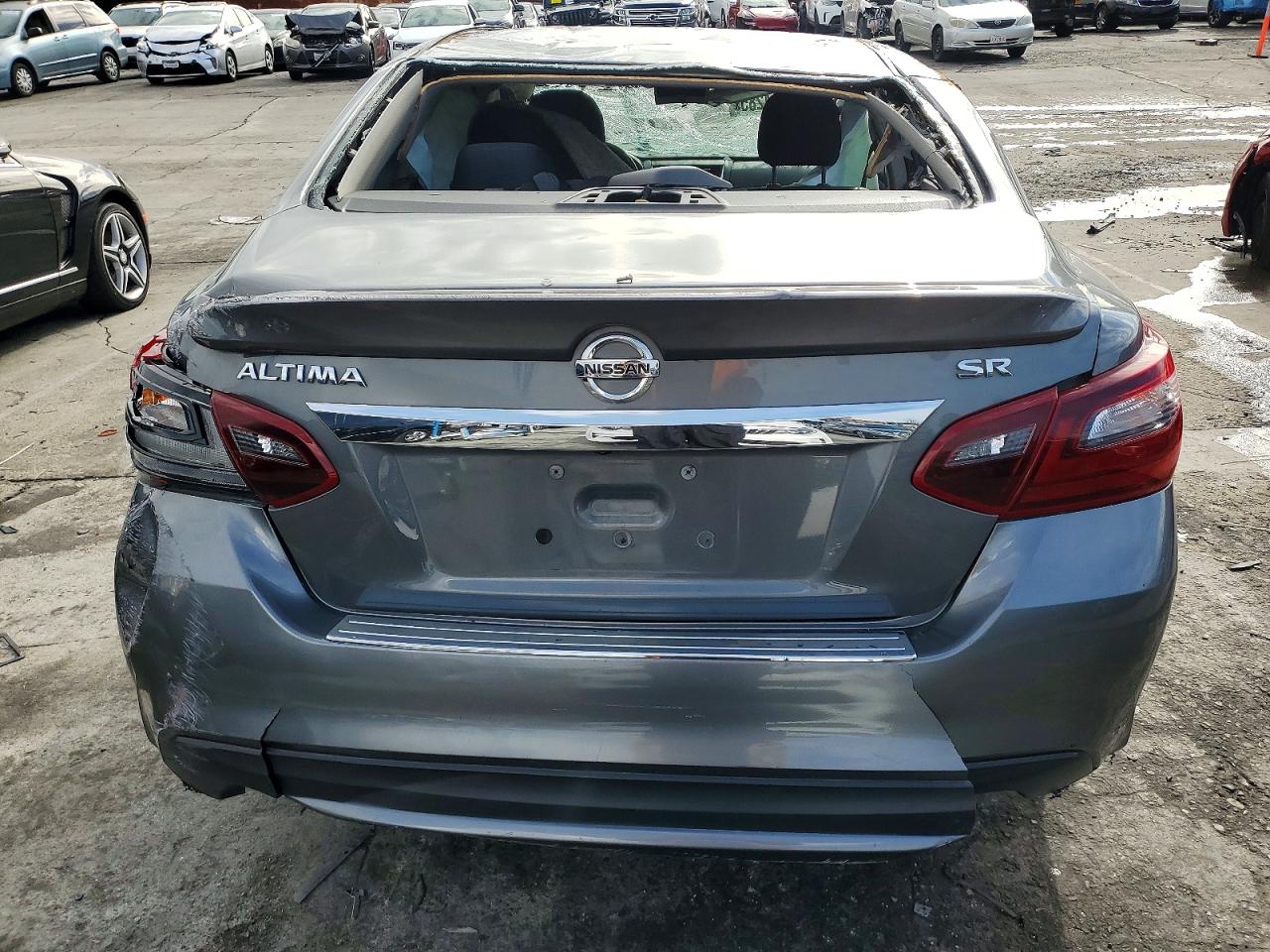 2017 NISSAN ALTIMA 2.5 SR photo 6