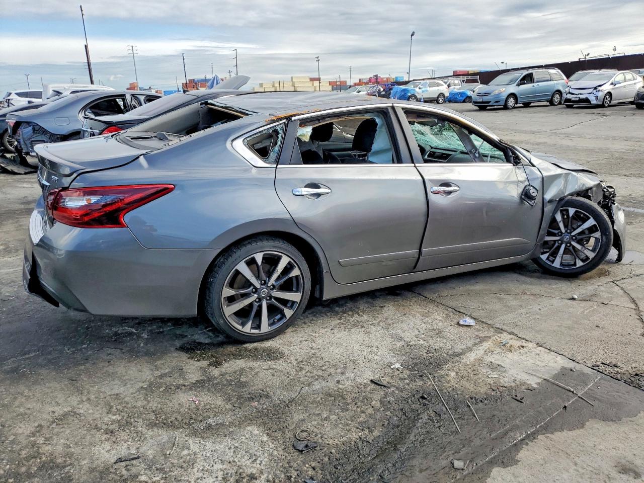2017 NISSAN ALTIMA 2.5 SR photo 3
