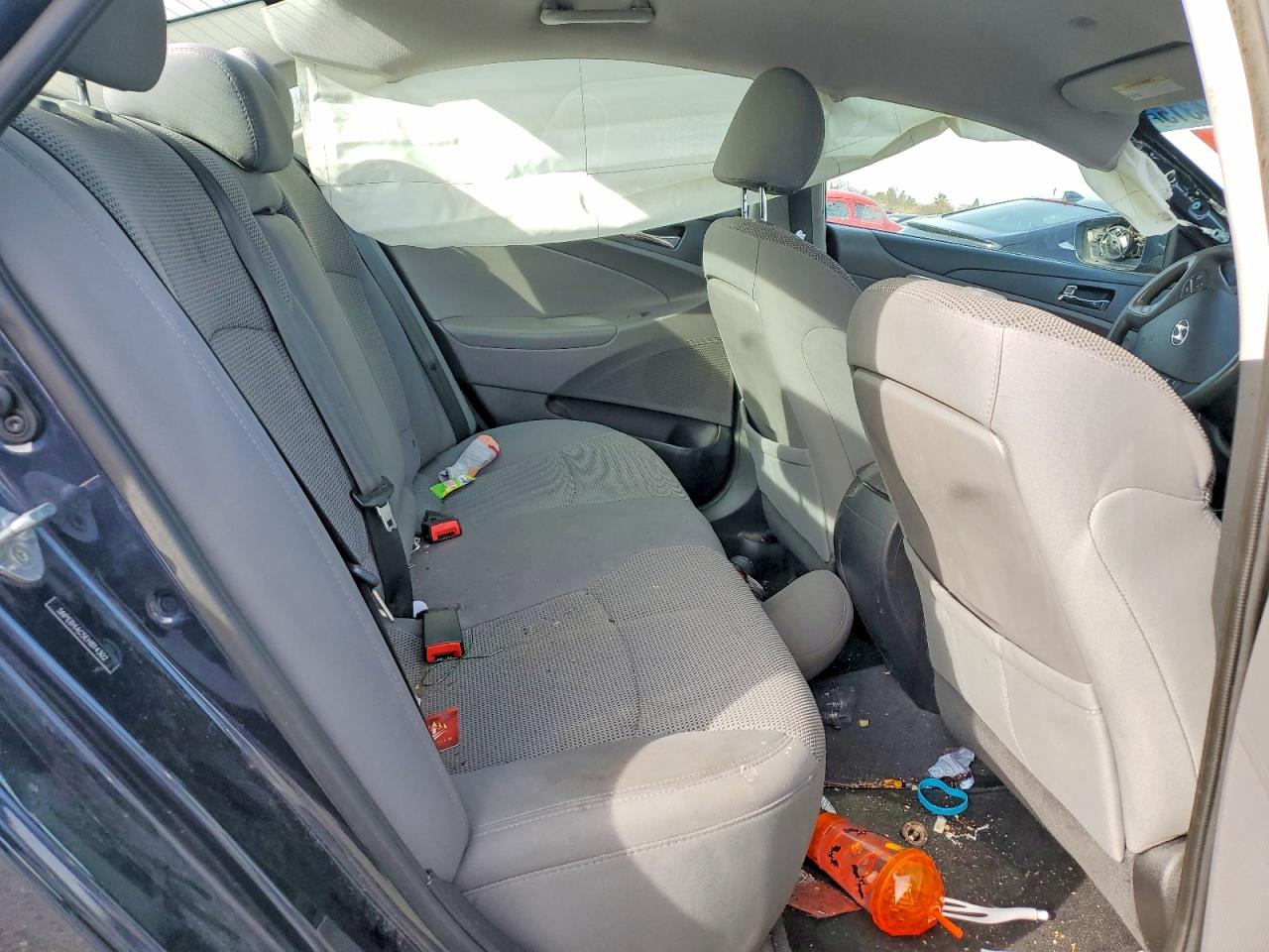 2014 HYUNDAI SONATA GLS photo 19