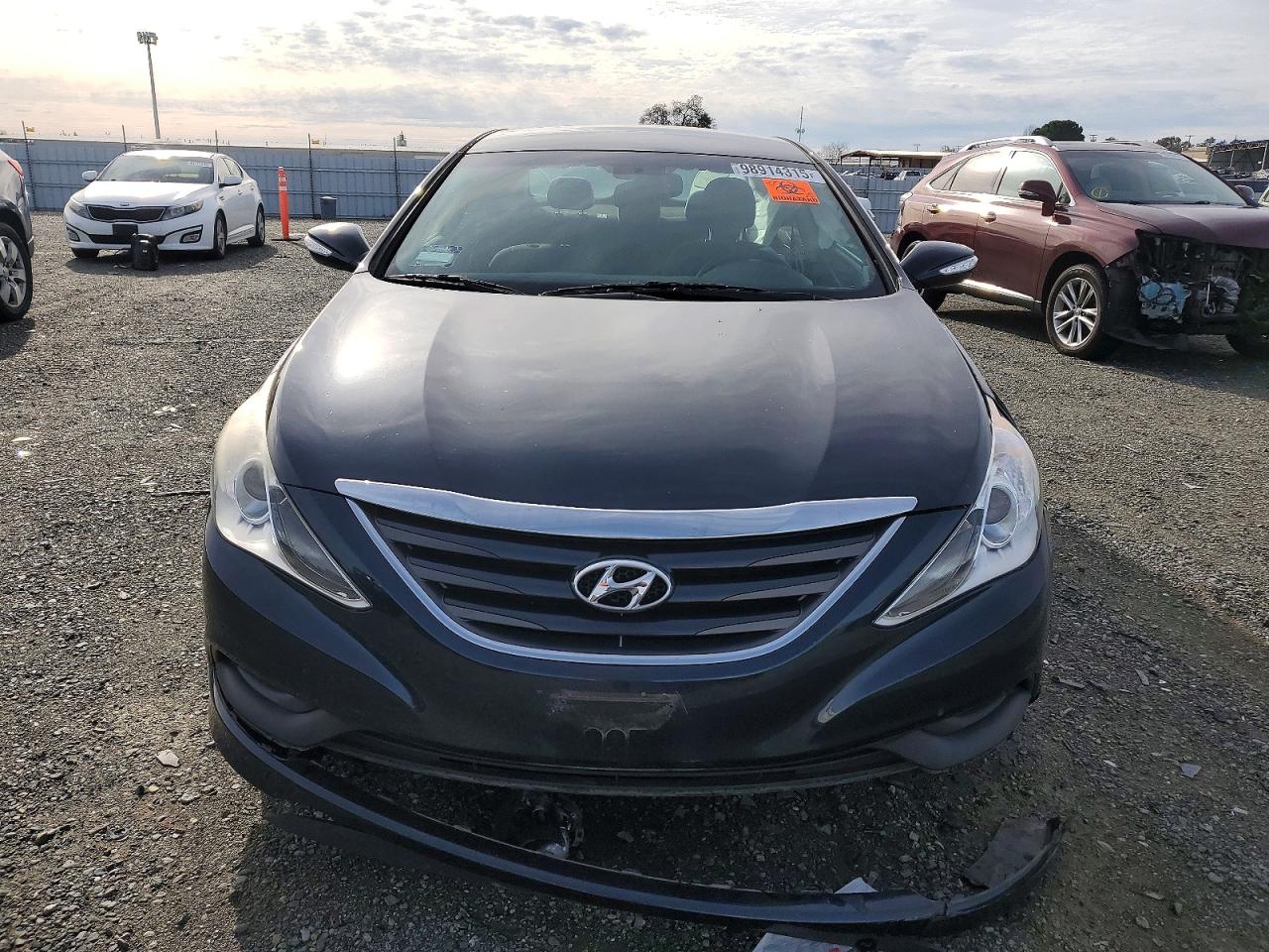 2014 HYUNDAI SONATA GLS photo 9