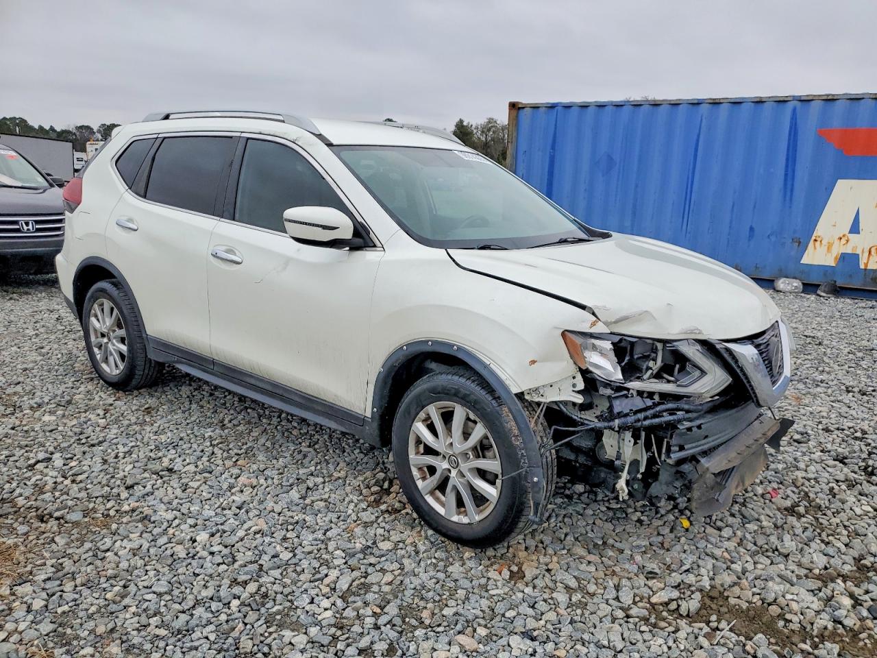 2018 NISSAN ROGUE S photo 4