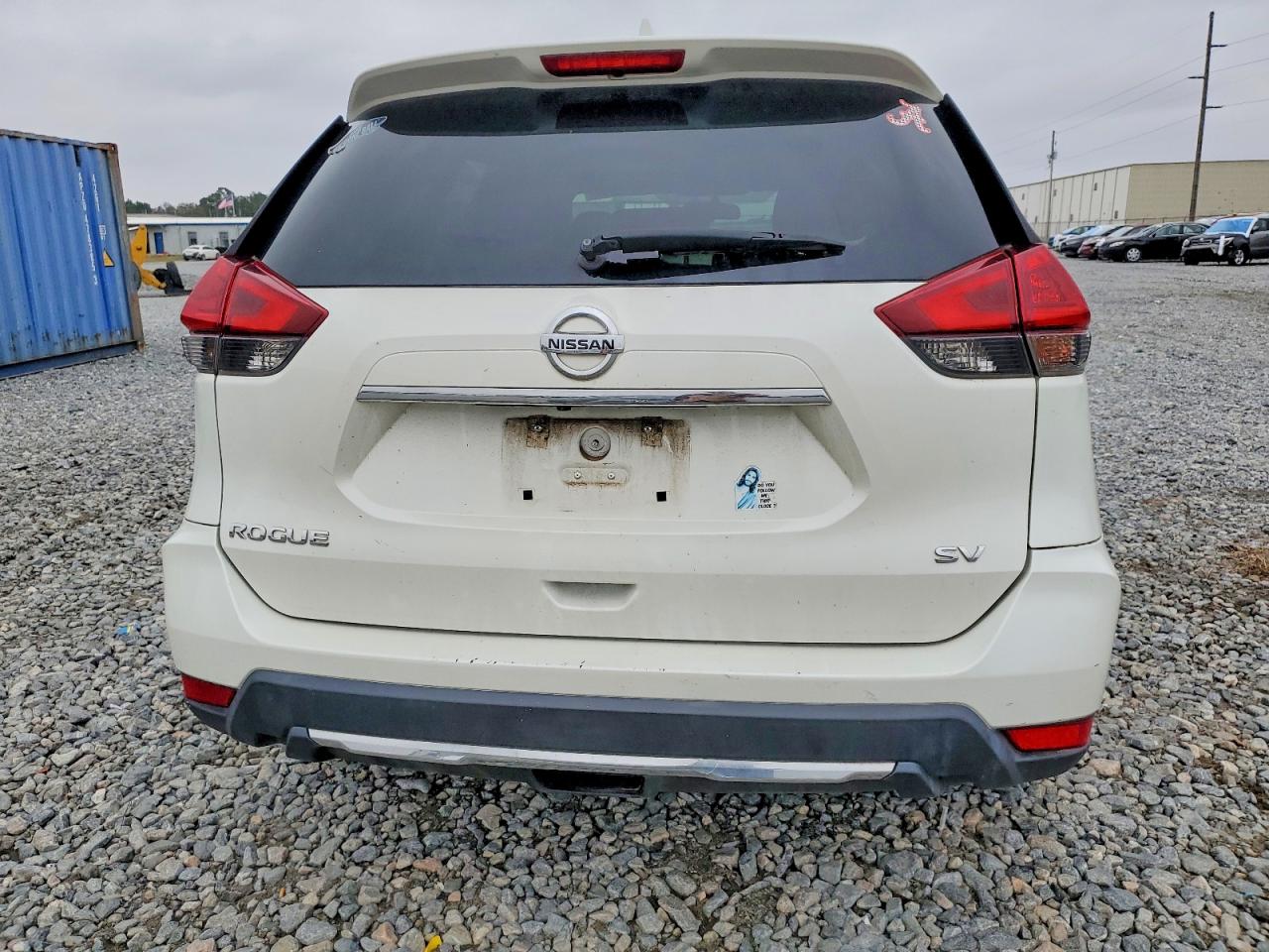 2018 NISSAN ROGUE S photo 6