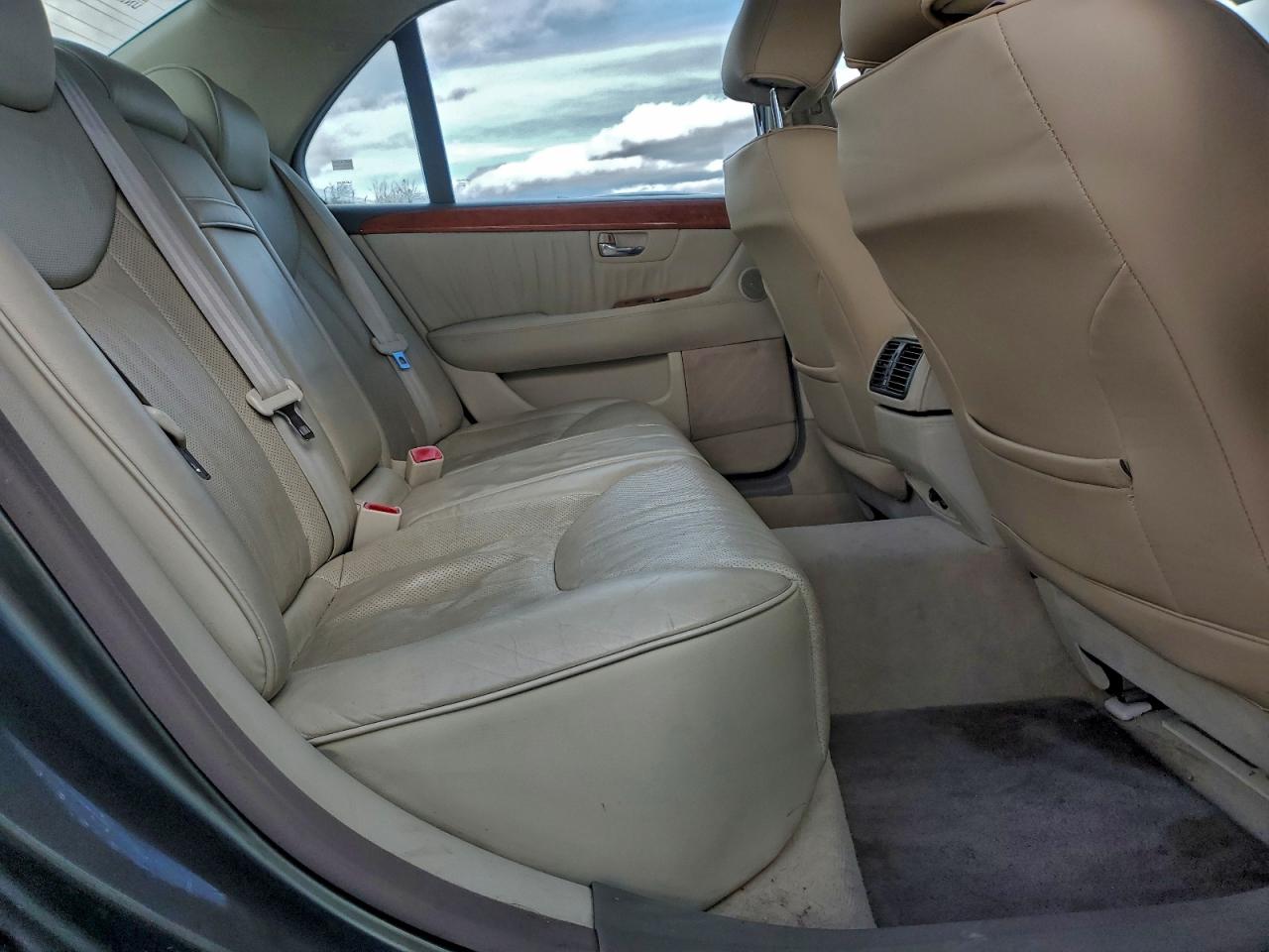2005 LEXUS LS 430 photo 10