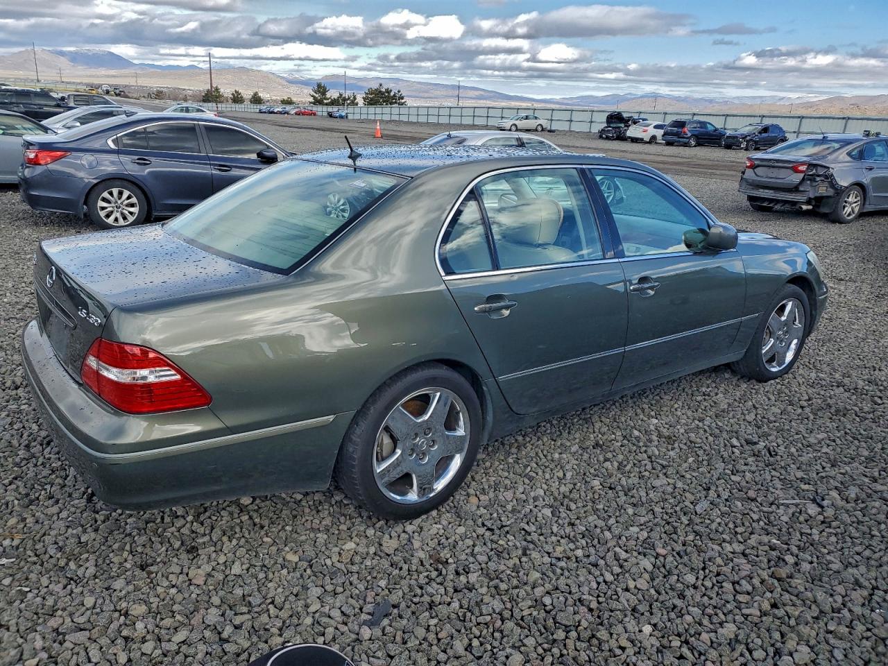 2005 LEXUS LS 430 photo 3