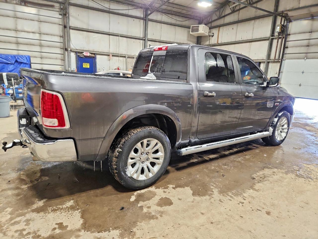 2016 RAM 1500 LONGHORN photo 3