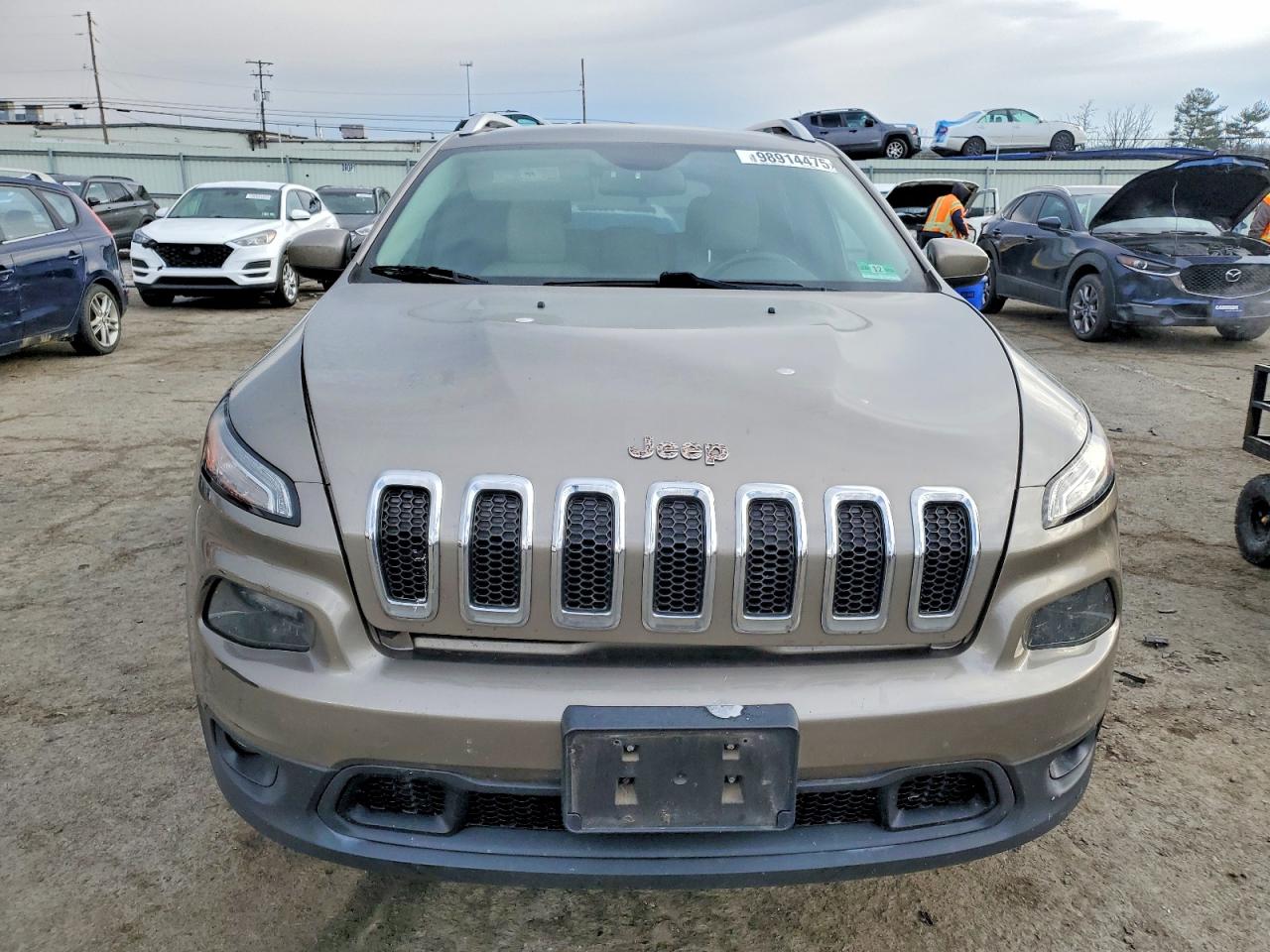 2017 JEEP CHEROKEE LATITUDE photo 5