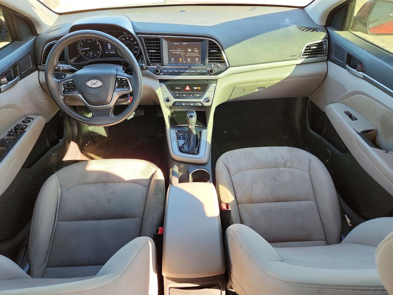 2018 HYUNDAI ELANTRA SEL photo 8