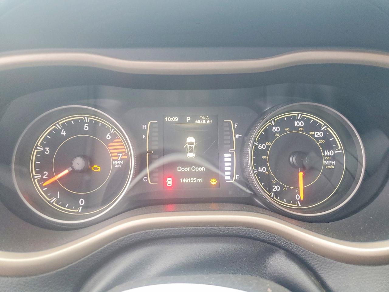 2018 JEEP CHEROKEE LATITUDE photo 9