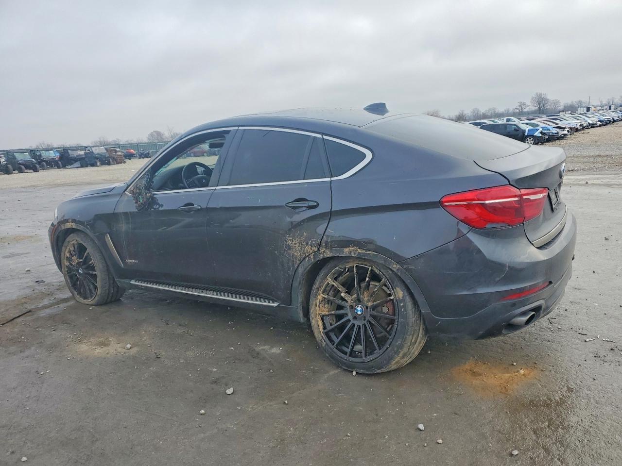 2015 BMW X6 XDRIVE35I photo 4