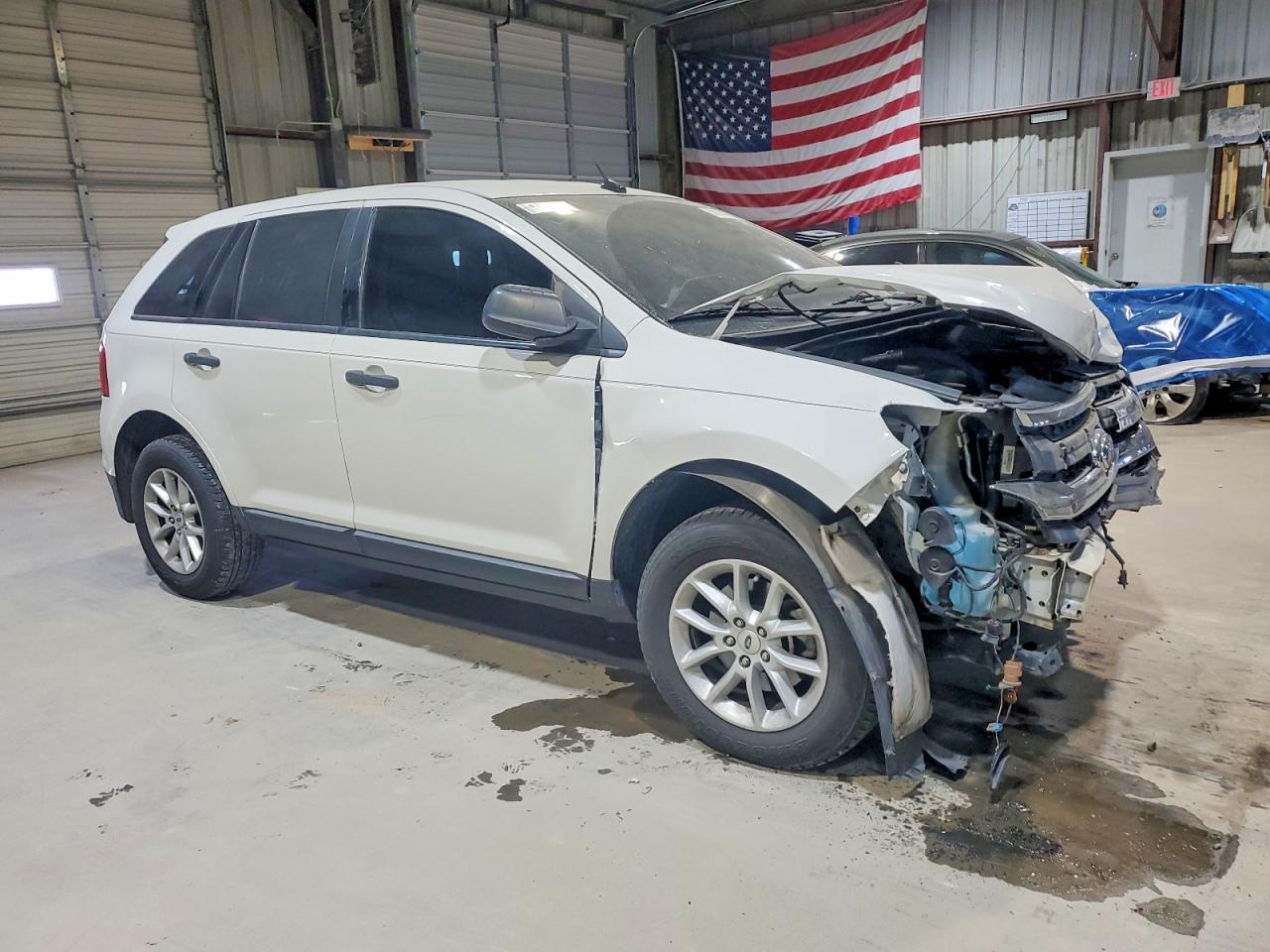 2013 FORD EDGE SE photo 4