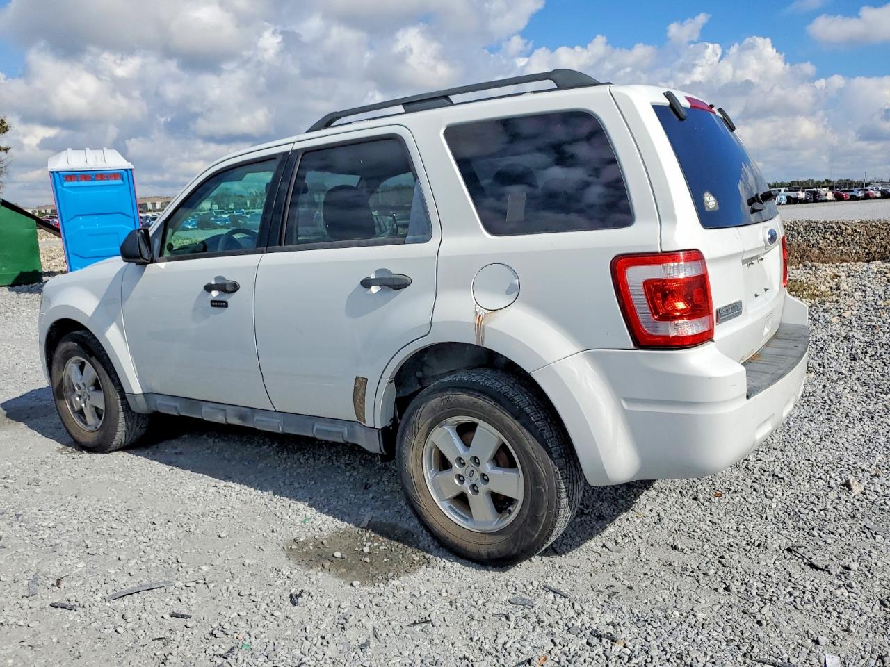 2012 FORD ESCAPE XLT photo 2