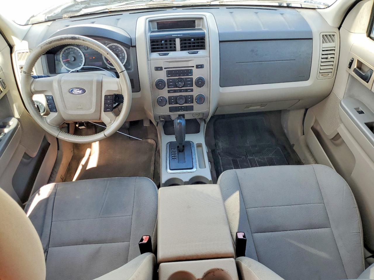 2012 FORD ESCAPE XLT photo 8