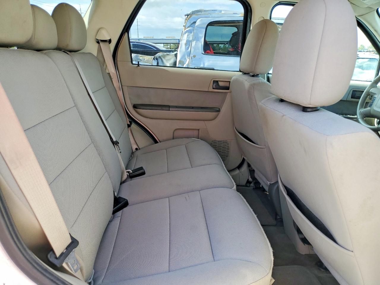 2012 FORD ESCAPE XLT photo 11
