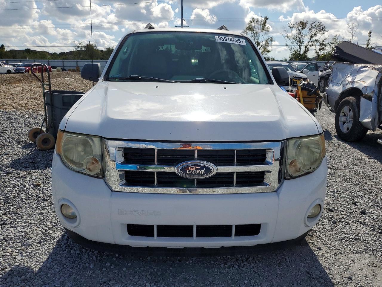 2012 FORD ESCAPE XLT photo 5