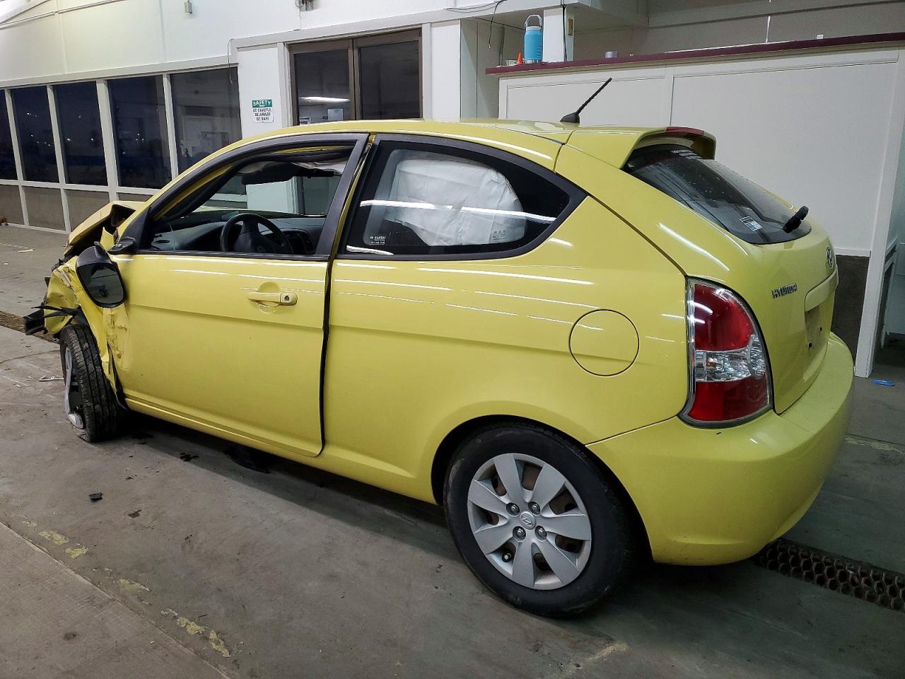 2010 HYUNDAI ACCENT BLUE photo 2