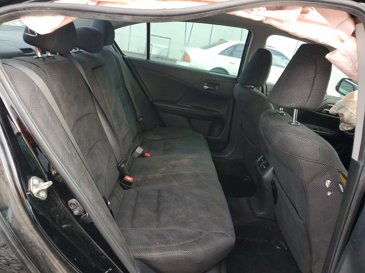2017 HONDA ACCORD EX photo 10