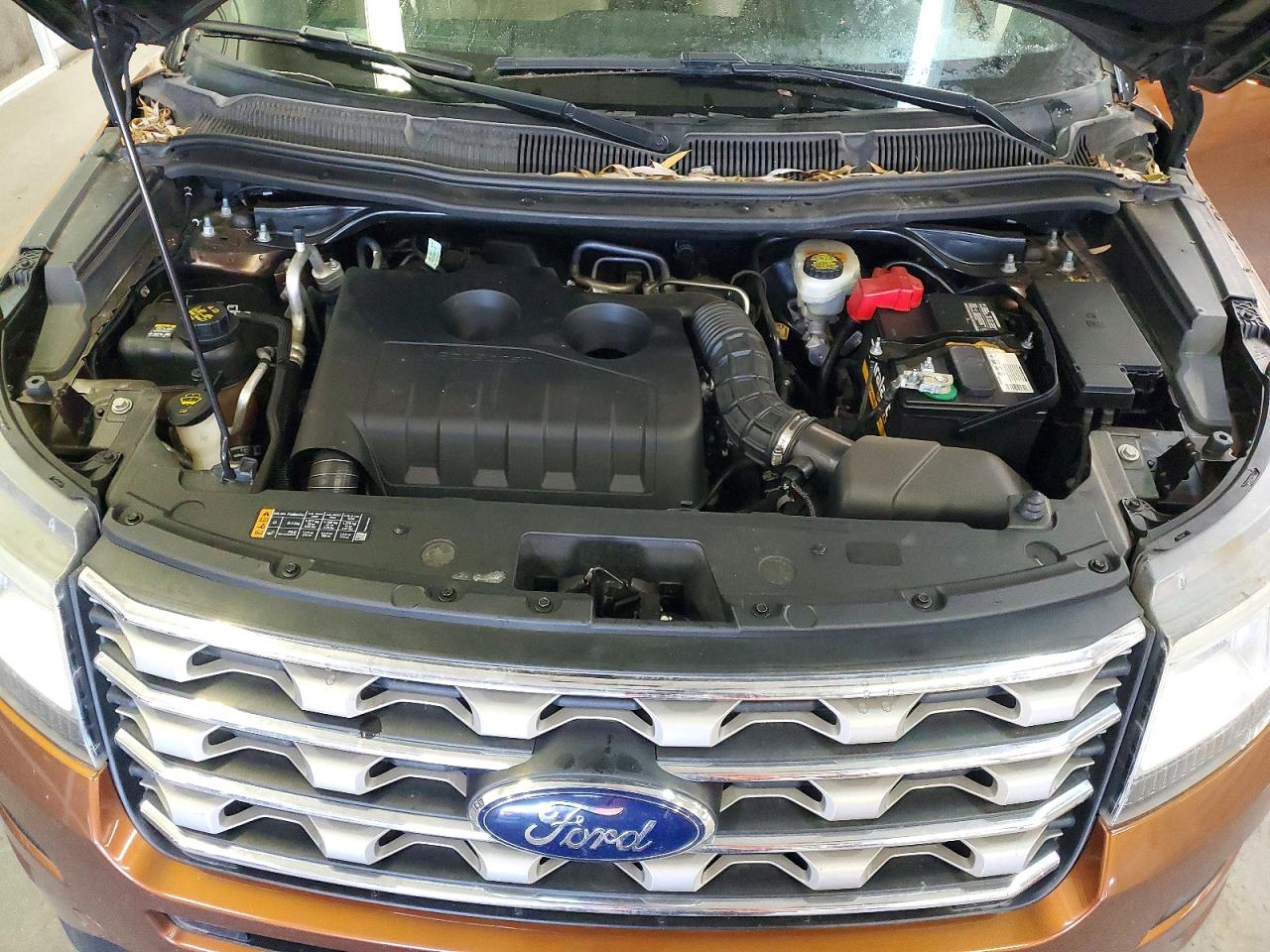 2017 FORD EXPLORER XLT photo 12