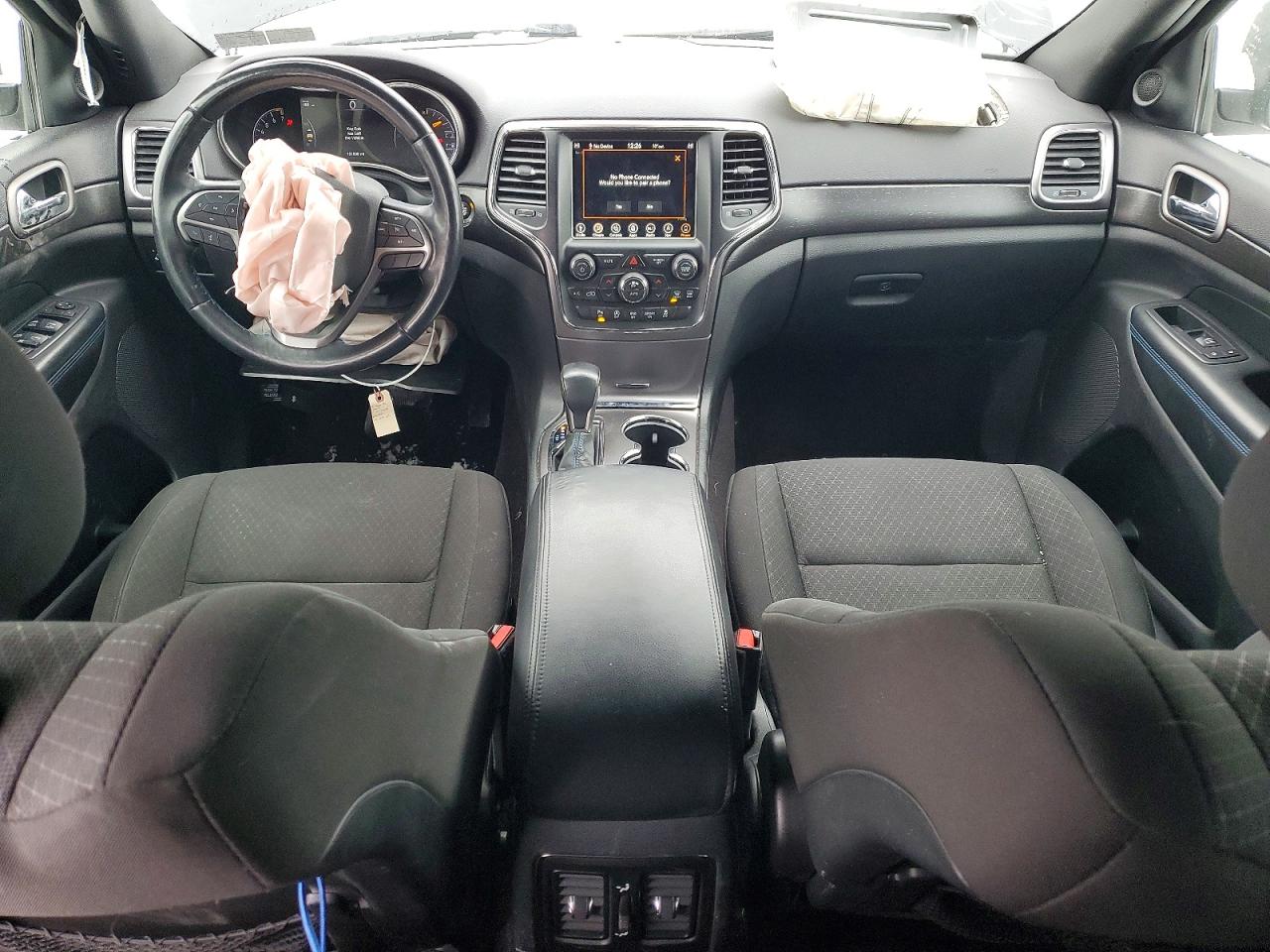 2018 JEEP GRAND CHEROKEE LAREDO photo 15