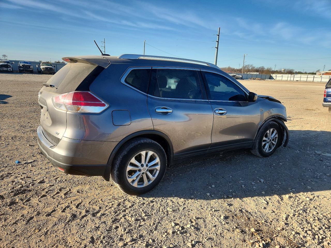 2016 NISSAN ROGUE S photo 3