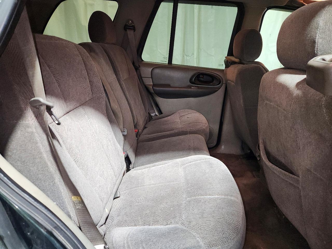 2004 CHEVROLET TRAILBLAZER LS photo 11