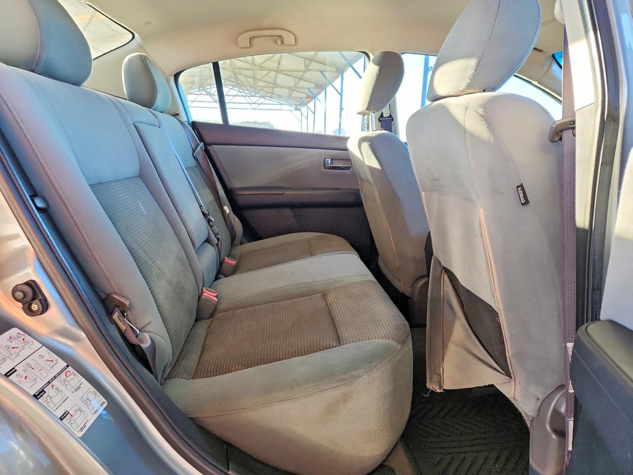 2011 NISSAN SENTRA 2.0 photo 10