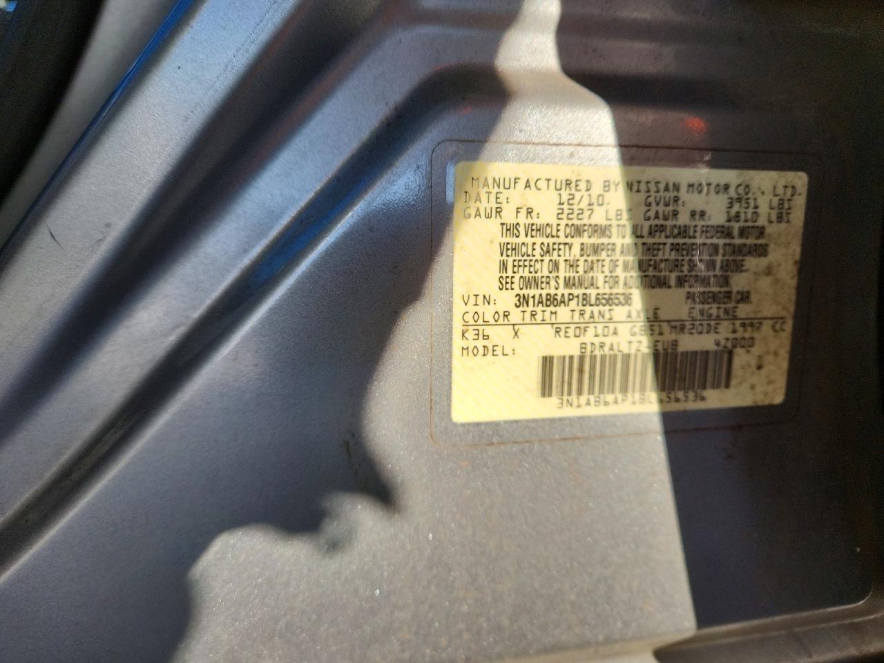 2011 NISSAN SENTRA 2.0 photo 12