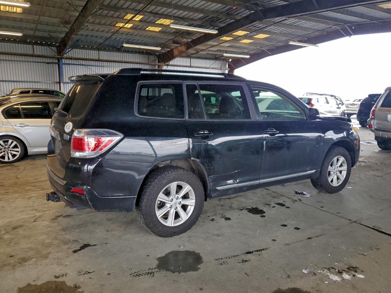 2013 TOYOTA HIGHLANDER HYBRID photo 3
