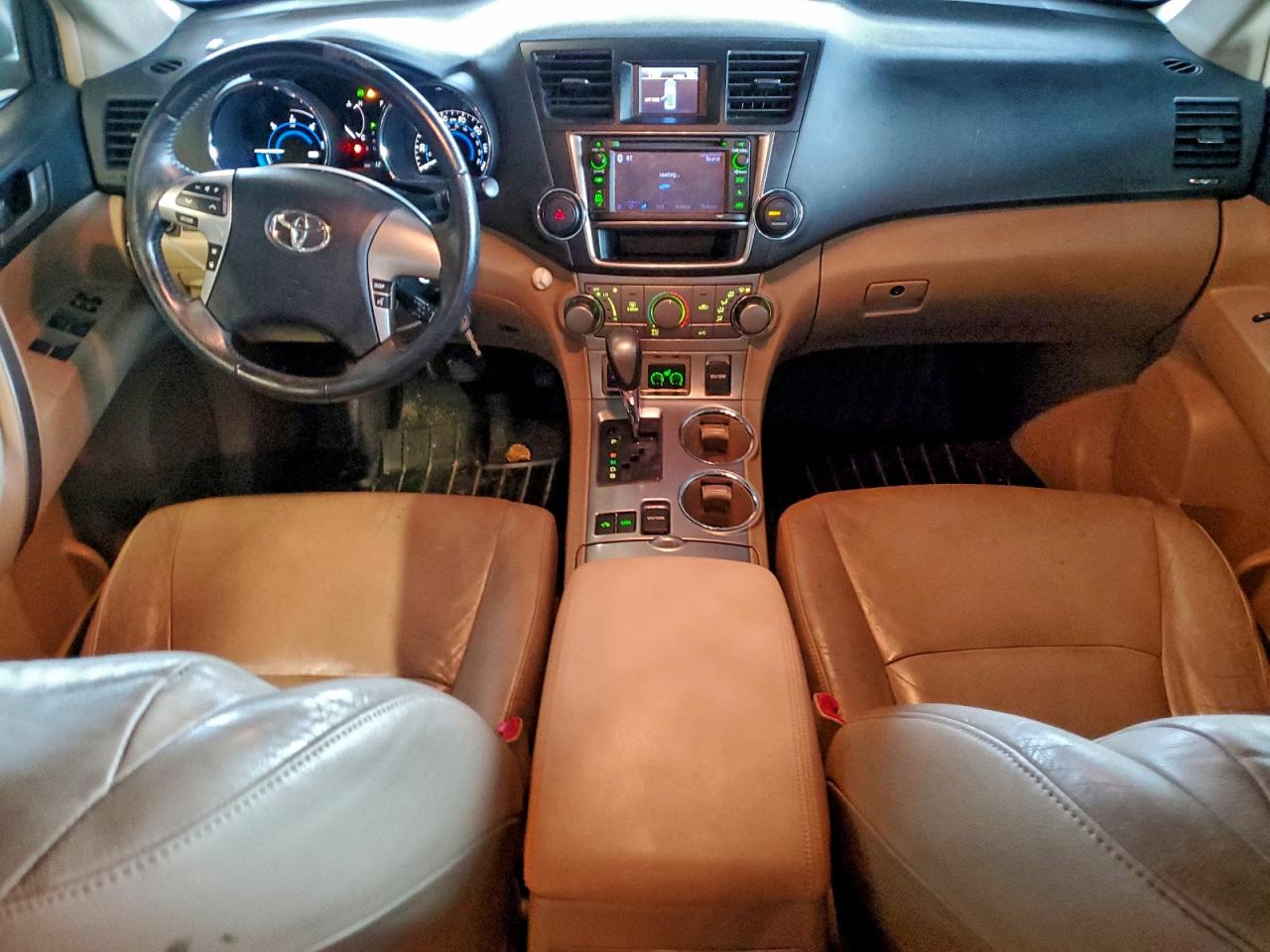 2013 TOYOTA HIGHLANDER HYBRID photo 8