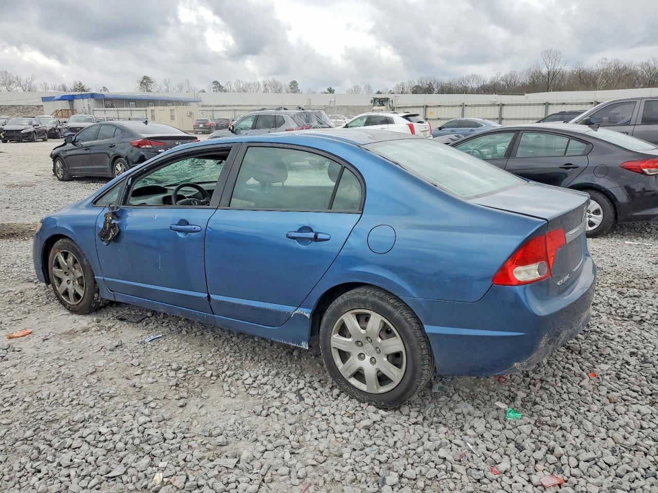 2010 HONDA CIVIC LX photo 2