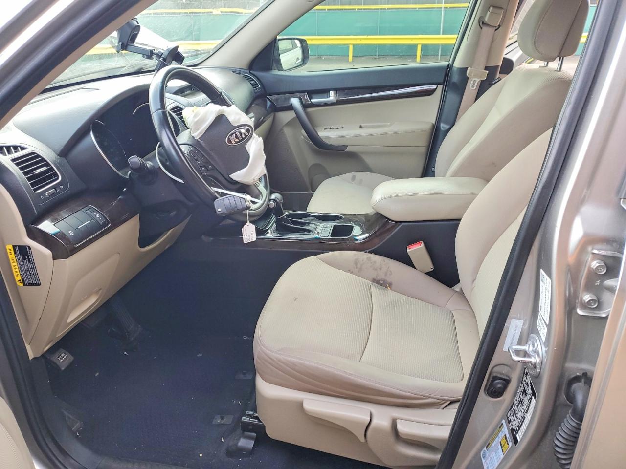 2014 KIA SORENTO LX photo 7