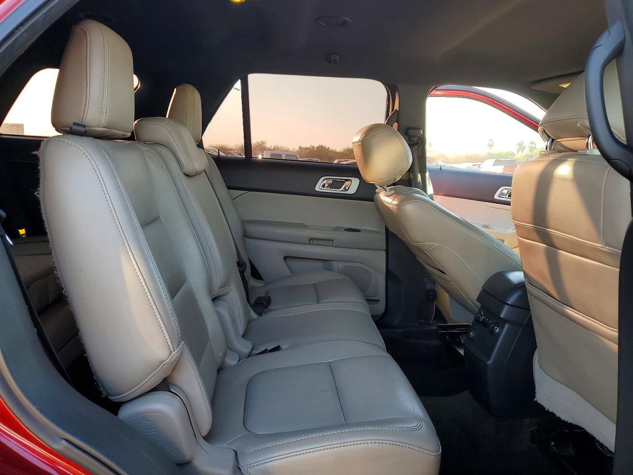 2013 FORD EXPLORER XLT photo 10