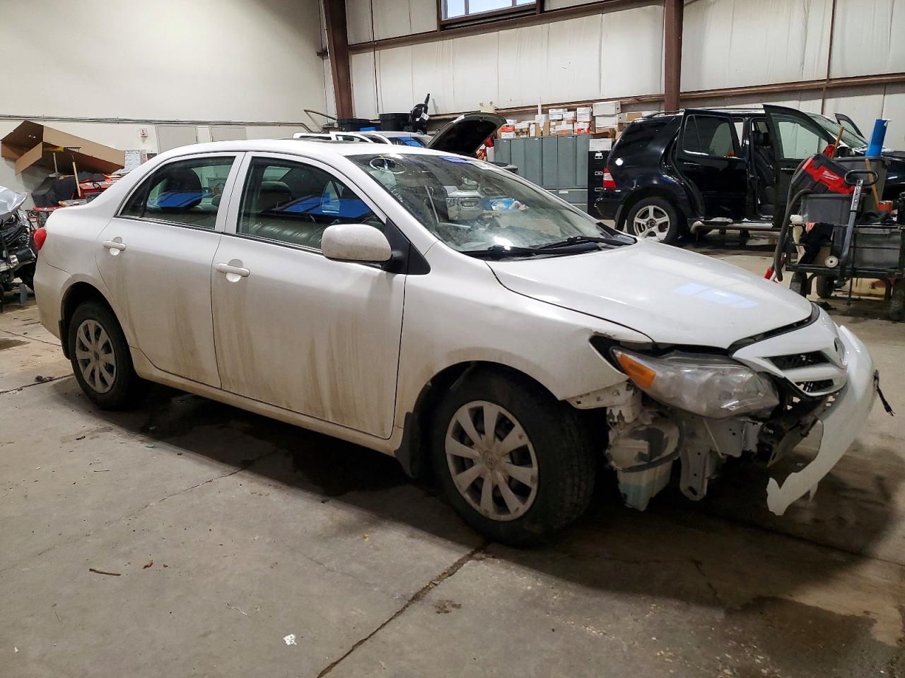 2013 TOYOTA COROLLA BASE photo 4
