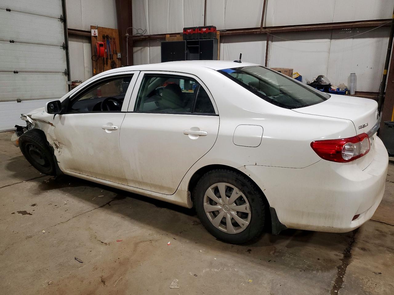 2013 TOYOTA COROLLA BASE photo 2