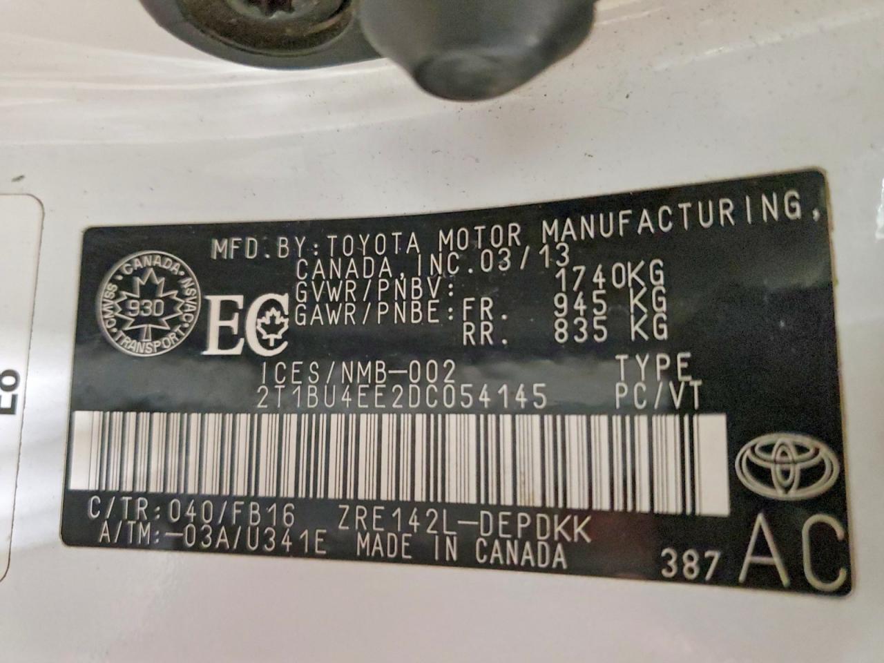 2013 TOYOTA COROLLA BASE photo 13