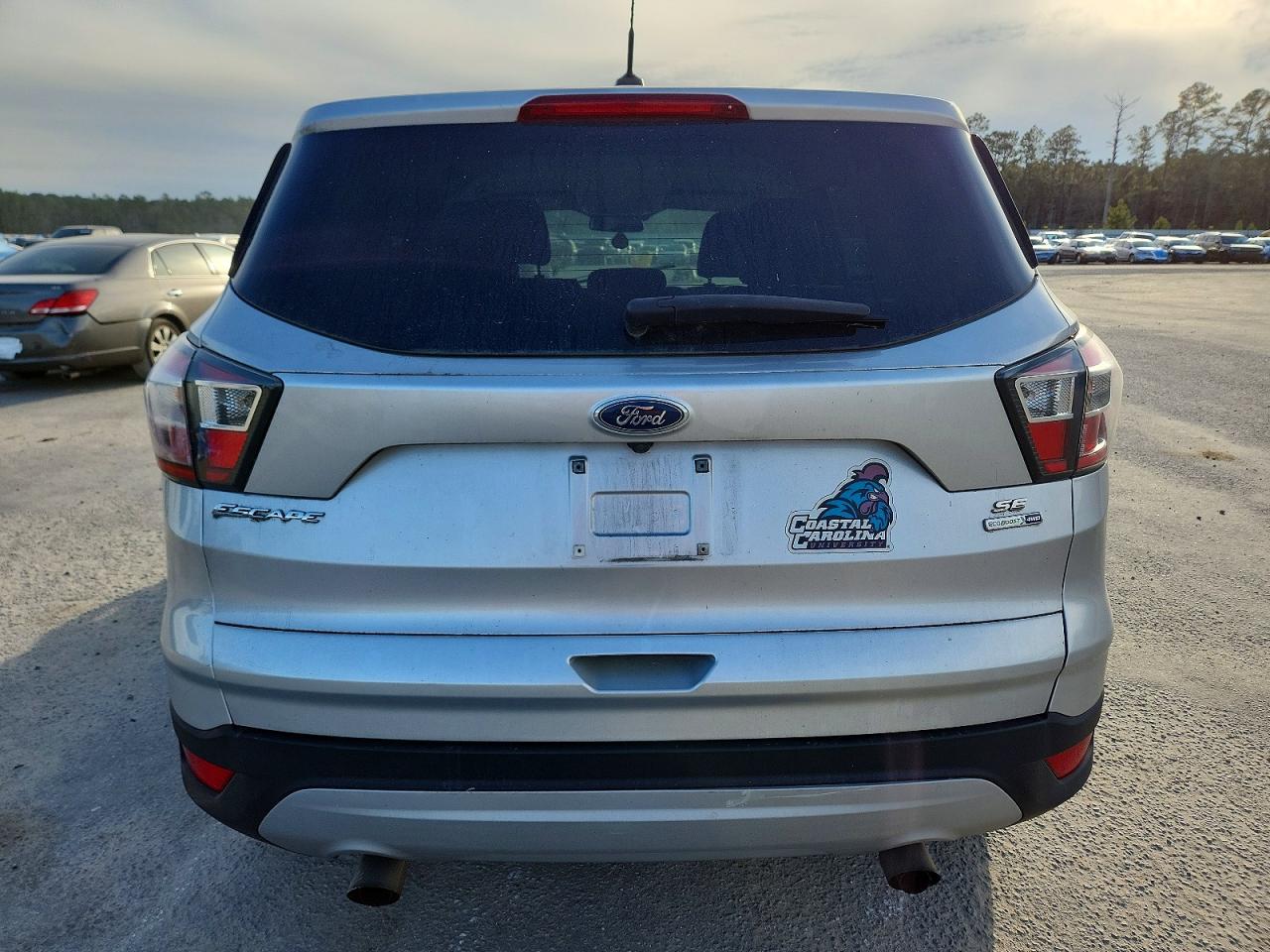 2017 FORD ESCAPE SE photo 6