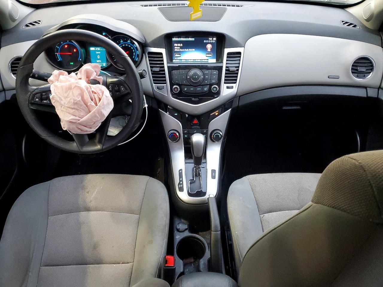 2015 CHEVROLET CRUZE LT photo 8