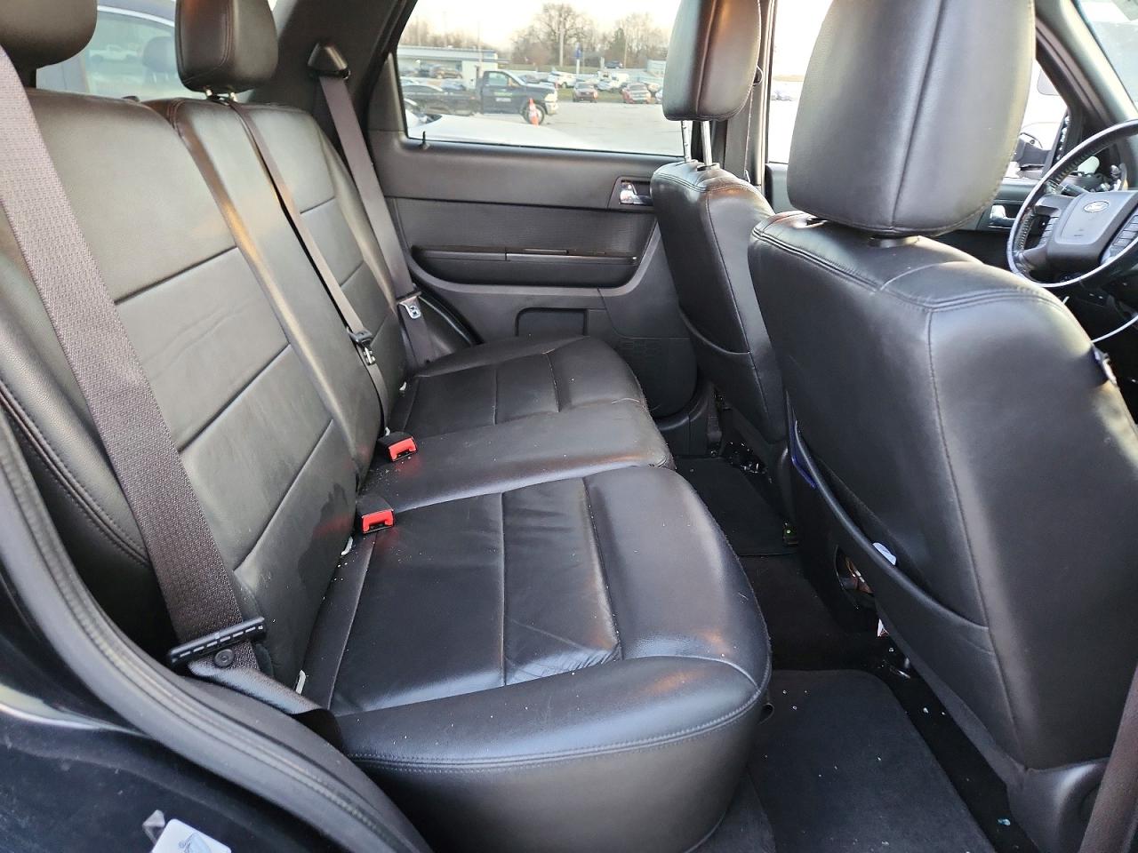 2010 FORD ESCAPE XLT photo 11