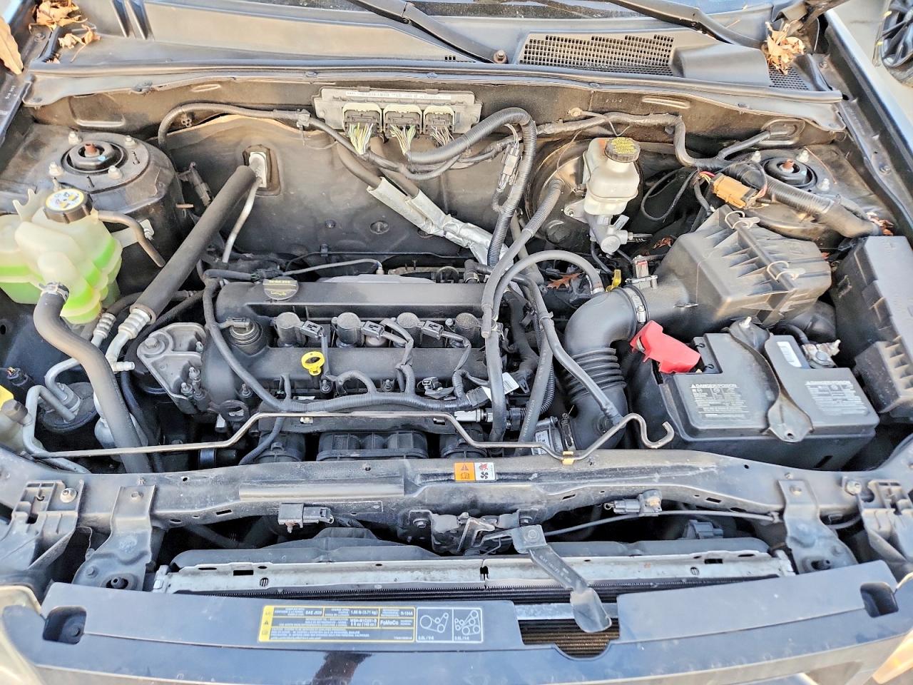 2010 FORD ESCAPE XLT photo 12