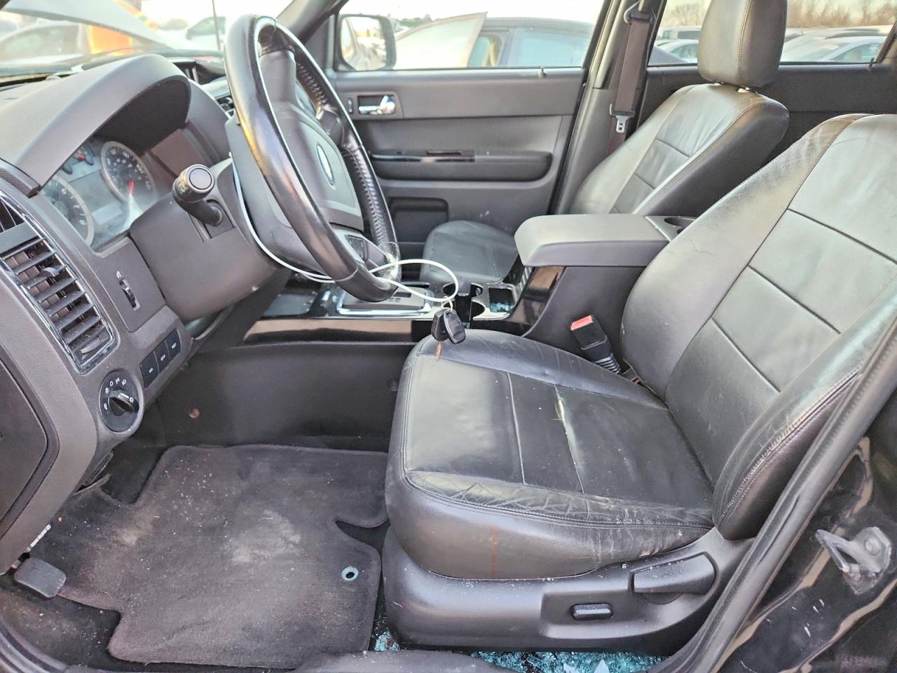 2010 FORD ESCAPE XLT photo 7