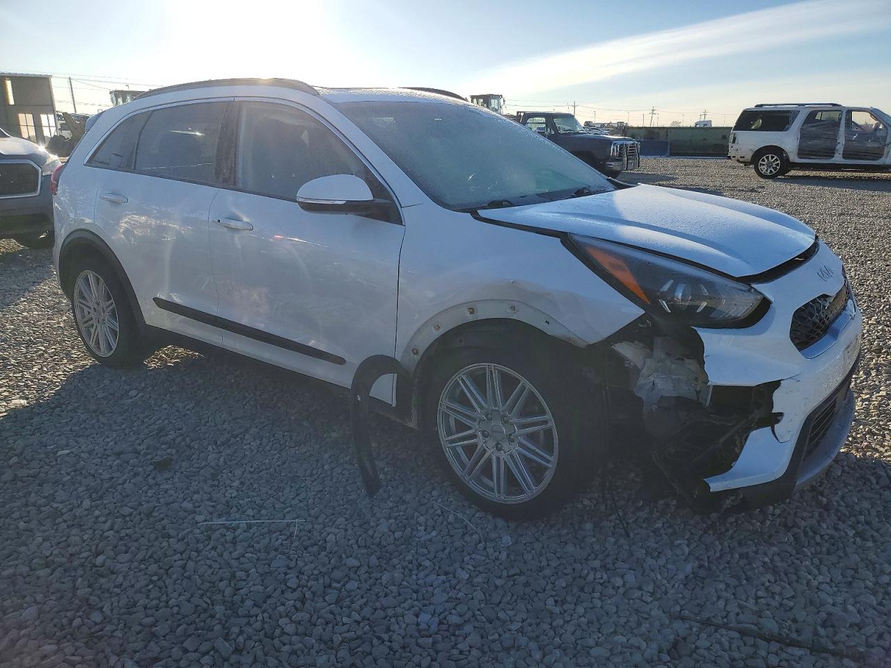 2022 KIA NIRO TOURING SPECIAL EDITION photo 4
