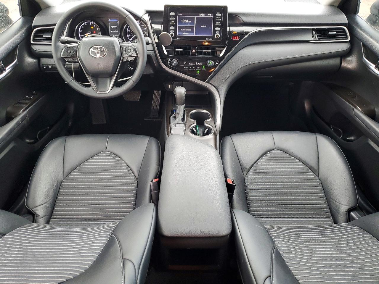 2022 TOYOTA CAMRY SE photo 8