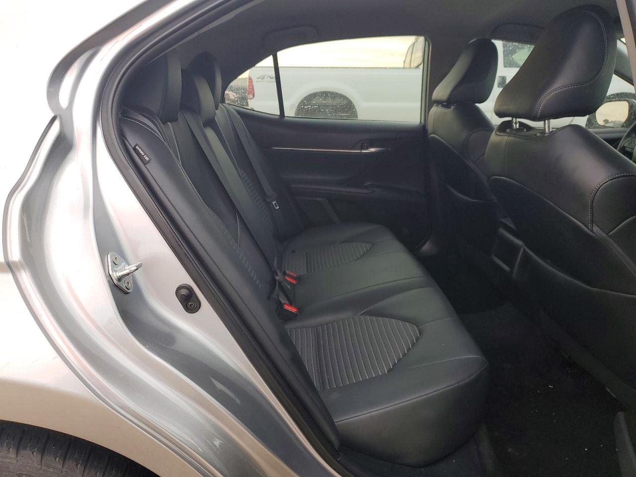 2022 TOYOTA CAMRY SE photo 10