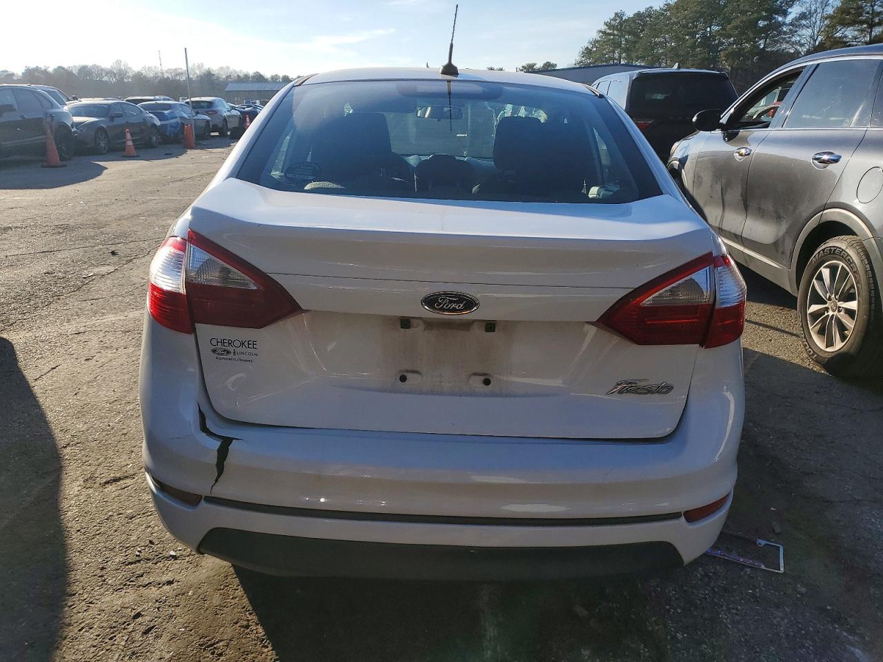 2015 FORD FIESTA S photo 6
