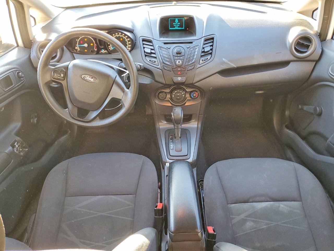 2015 FORD FIESTA S photo 8