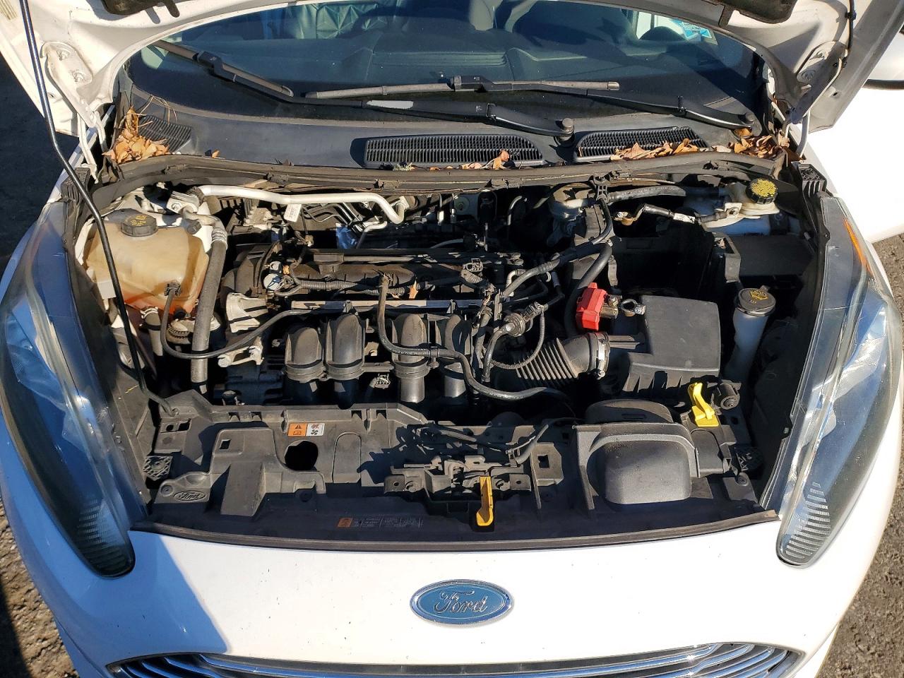 2015 FORD FIESTA S photo 11
